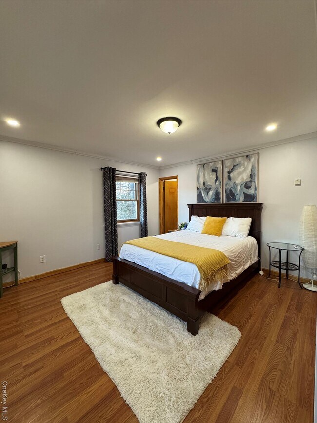 Building Photo - 287 NY-32