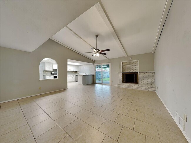 Building Photo - 3 BR/2BA | Renovated Single Family Home | Gated backyard