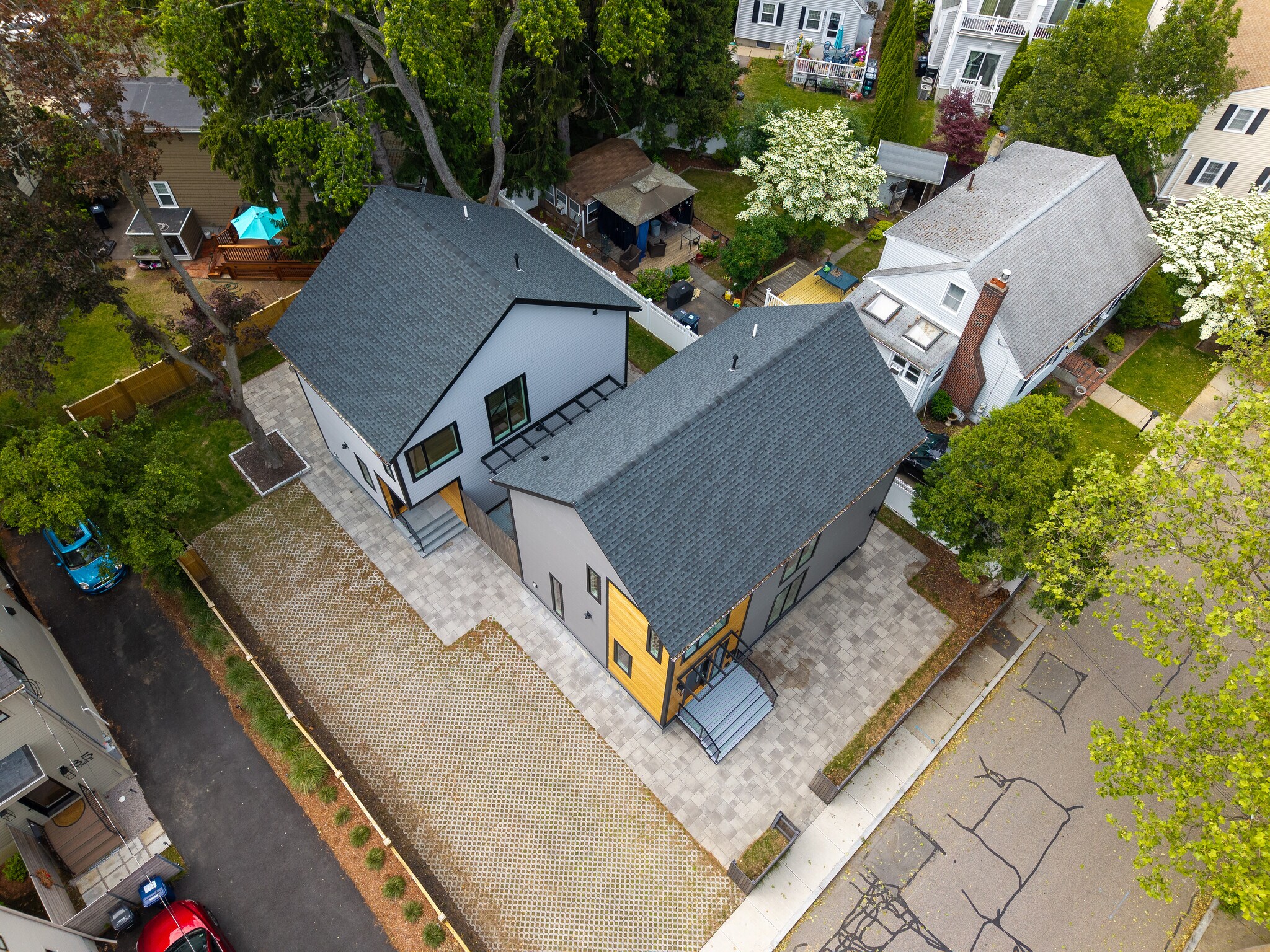 Building Photo - 95 Griswold St