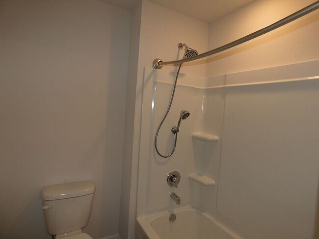 Building Photo - 5565 Galahad Trl
