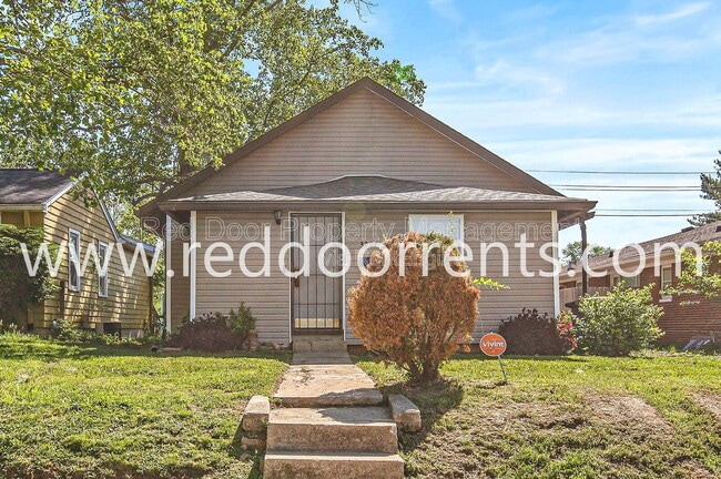 Building Photo - 3207 N Arsenal Ave