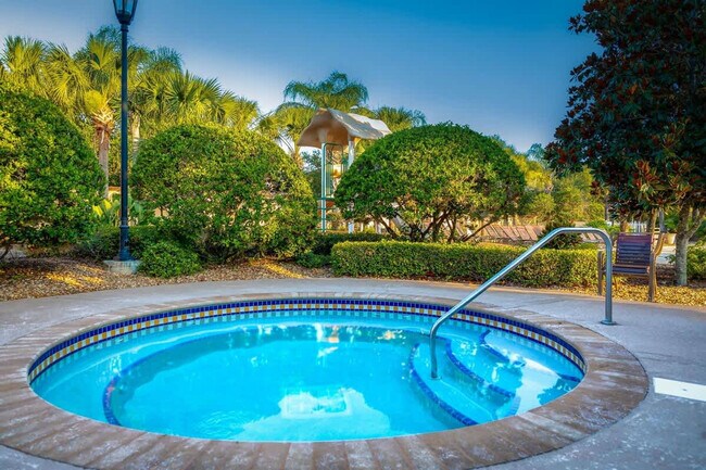 Building Photo - 1042 Calabria Ave