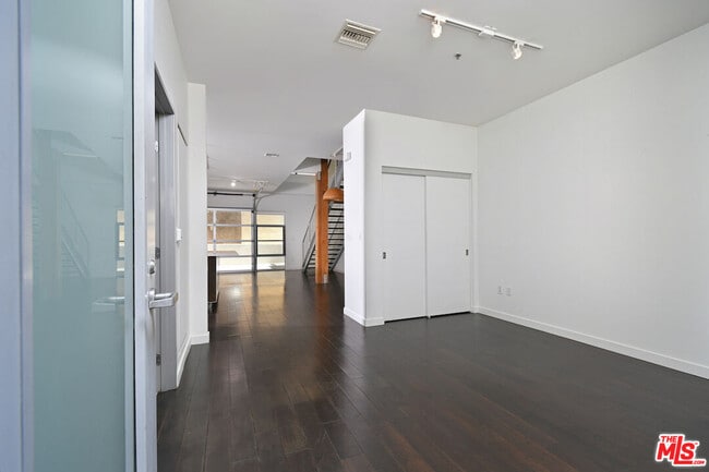 Building Photo - 11500 Tennessee Ave