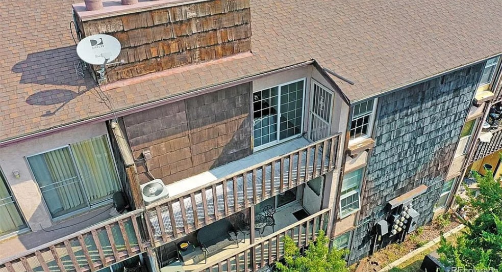 Building Photo - 865 S Quebec St