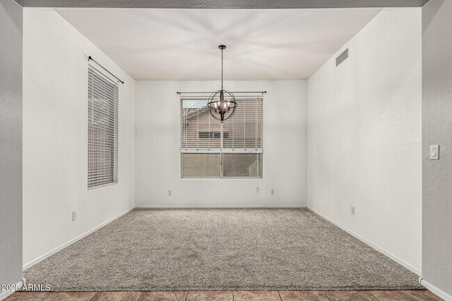 Building Photo - 16435 N 152nd Ln