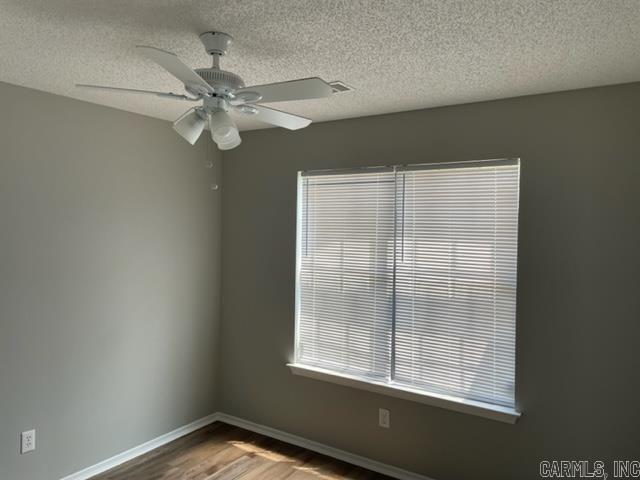 Building Photo - 1415 Calgary Cove