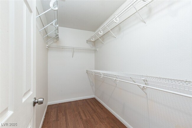 Building Photo - 10651 Medicine Bow St