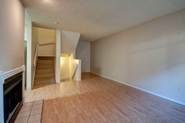 Building Photo - 1631 19th St