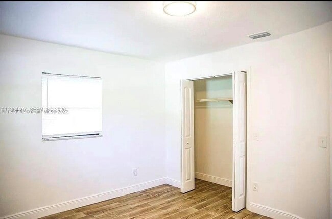 Building Photo - 212 N 41st St