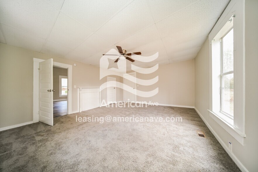 Building Photo - 603 Park Ave