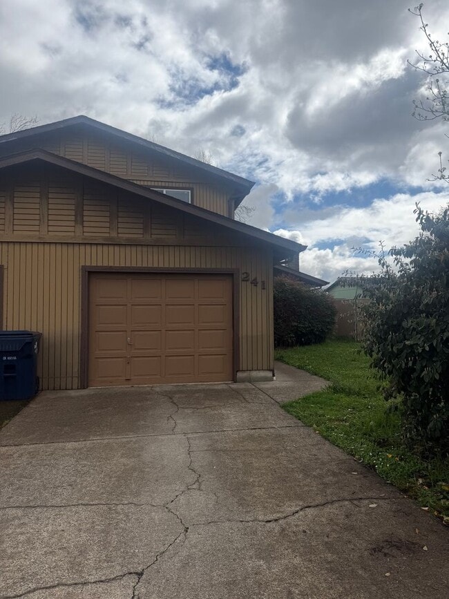 Building Photo - PreK01