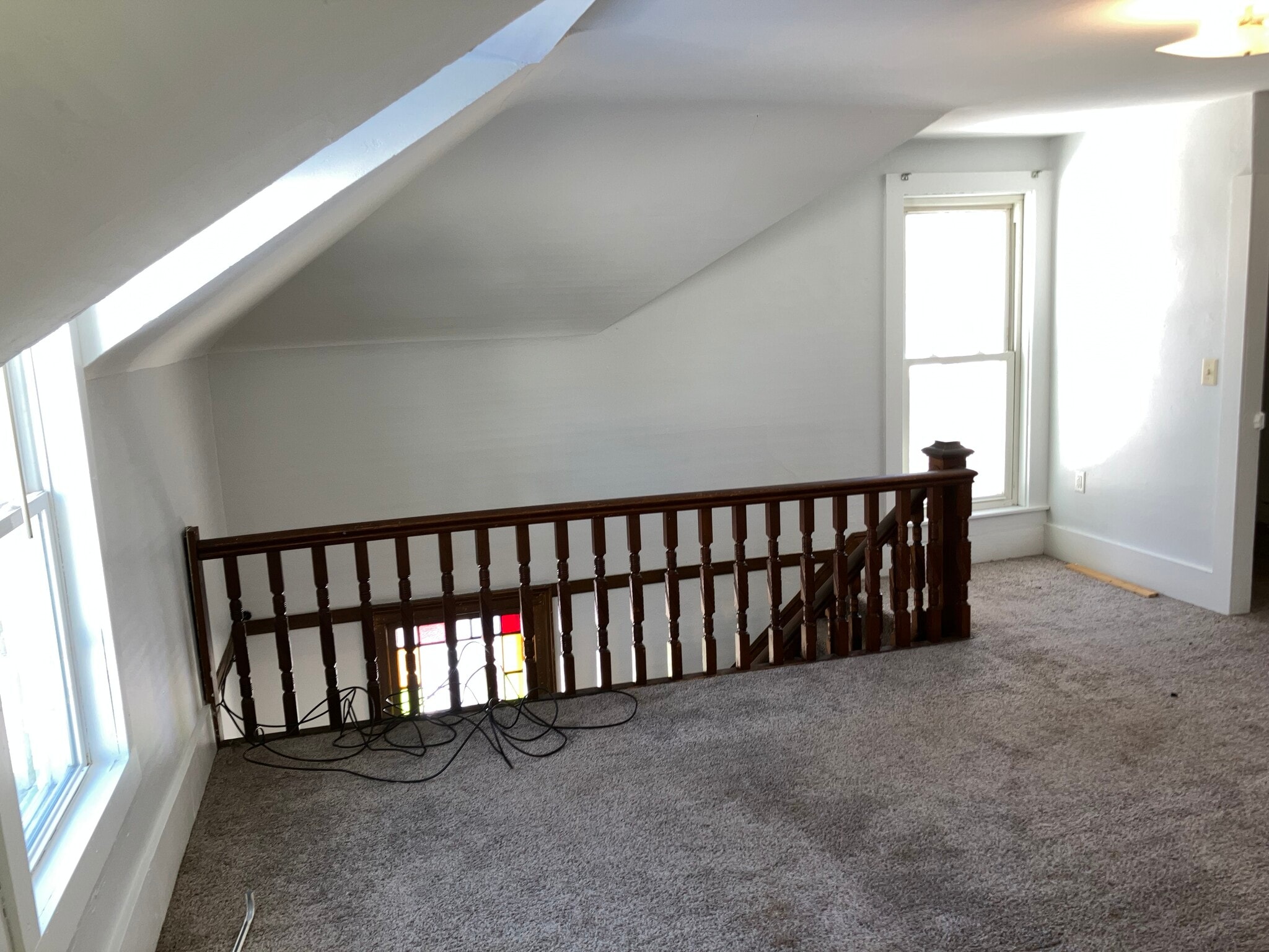 Building Photo - 327 5th Ave