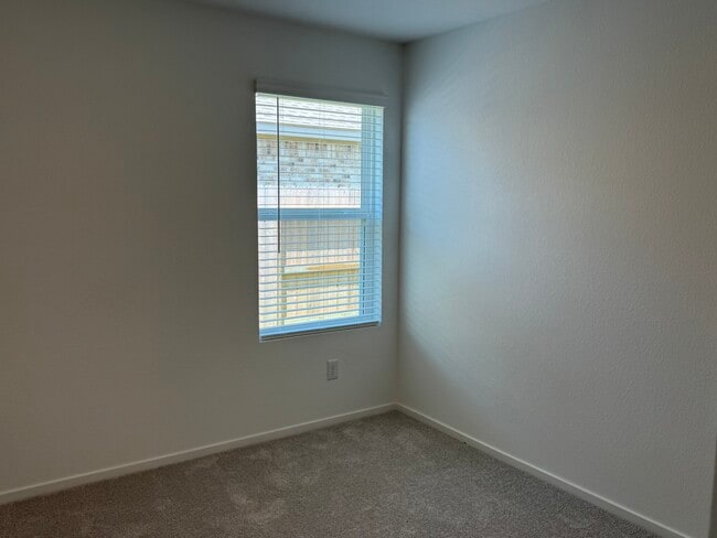 Building Photo - 31504 Casamari Dr