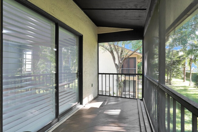 Building Photo - 13105 Belhaven Ct