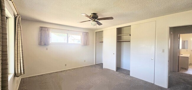 Building Photo - 5 bed 2.5 bath Single Story With 3 CAR Gar...
