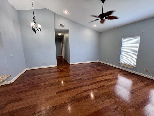 Building Photo - 130 Gulf Terrace Ln