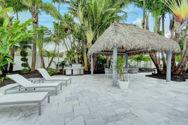 Building Photo - 6298 Sand Hills Cir