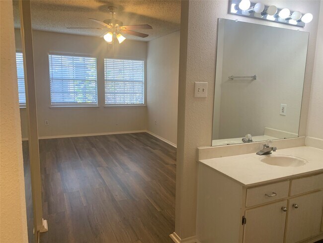 Building Photo - 2510 Grants Lake Blvd