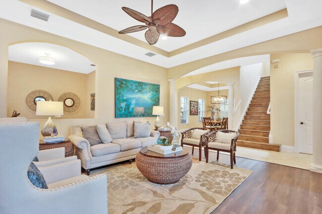 Building Photo - 124 Tulip Tree Ct