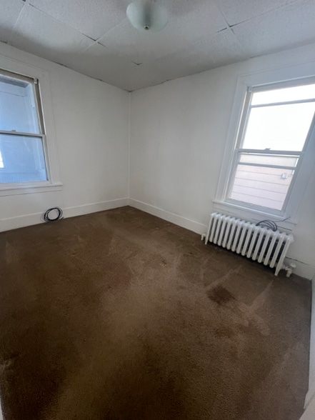 Building Photo - 736 N Pearl St