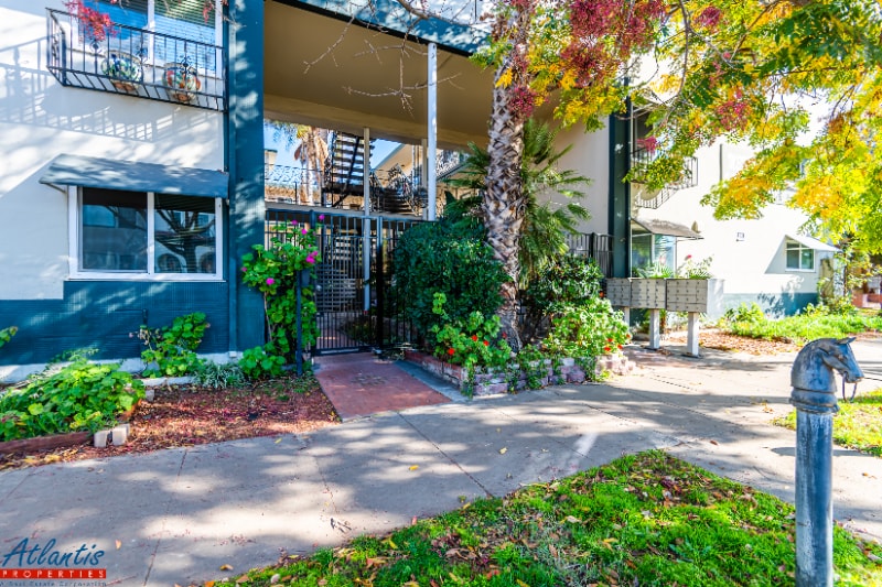 Building Photo - 420 S Third St