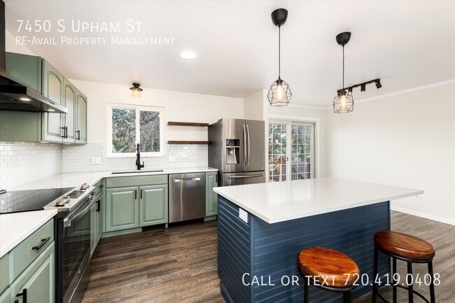 Building Photo - 7450 S Upham St