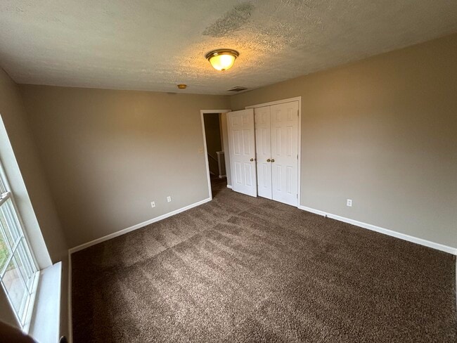 Building Photo - 2716 Hayden Park Ln