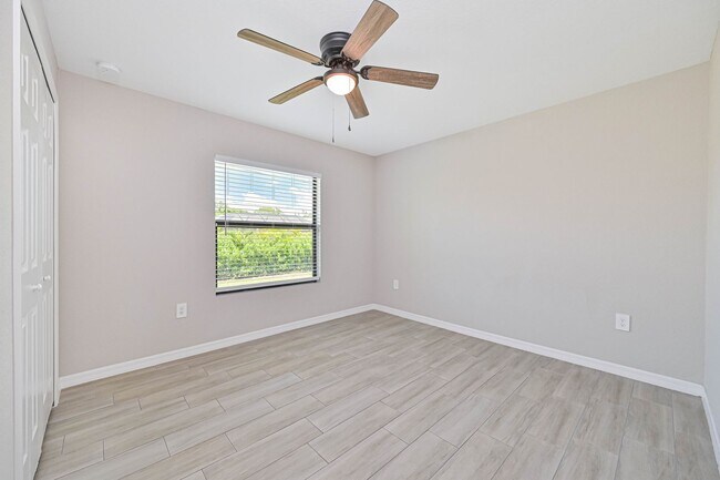 Building Photo - ** 4 Bed / 2 Bath New Construction Home in...