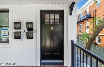 Building Photo - 700 Fifth Ave