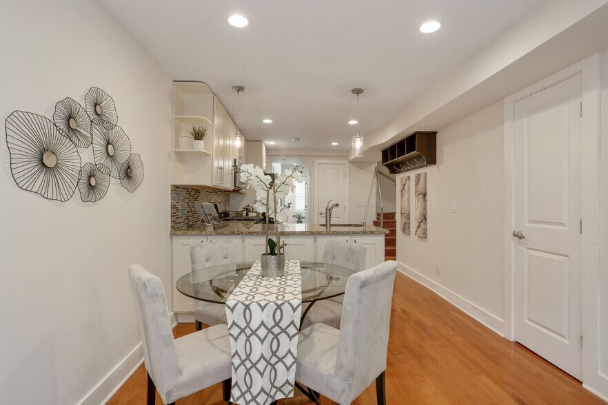 Building Photo - 43 Hanover Pl NW