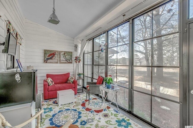 Building Photo - 775 Plantation Dr