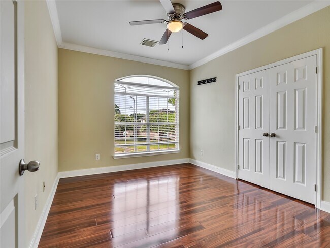 Building Photo - 4409 Juan Carlos Ct