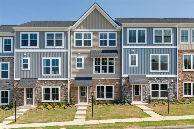 Building Photo - 2015 Wood Owl Wy
