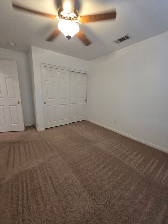 Building Photo - 7828 Summer Harvest Ave