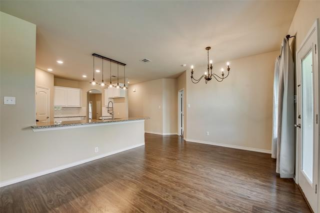 Building Photo - 607 Eleanor Dr