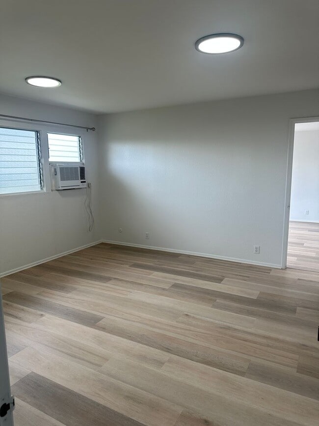 Building Photo - Renovated 3 bedroom 2 bath home in Pearl City