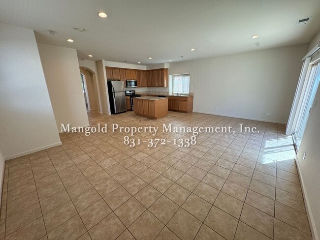 Building Photo - 3075cre