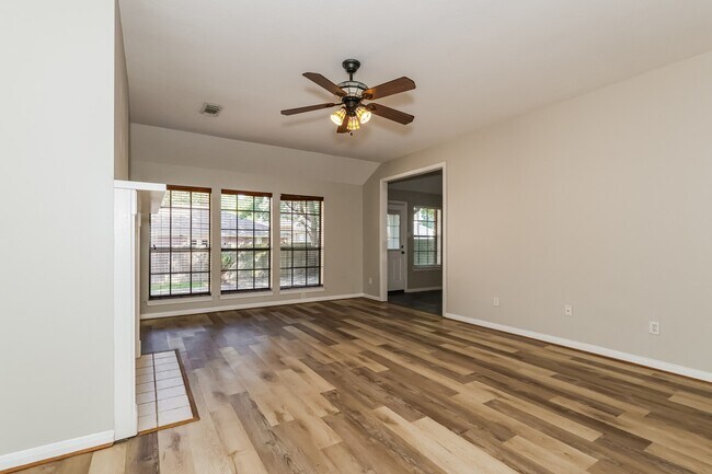 Building Photo - 28752 Aloha Ln