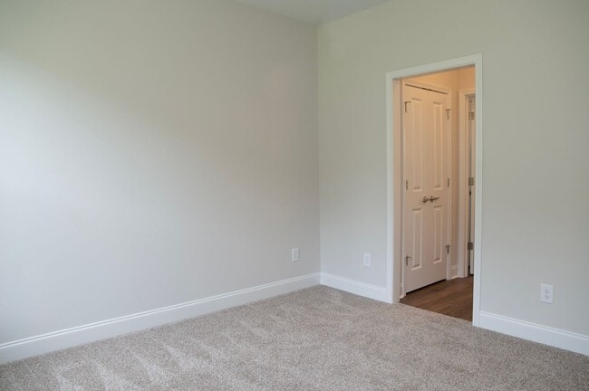 Building Photo - 8115 Chapel Hill Ln