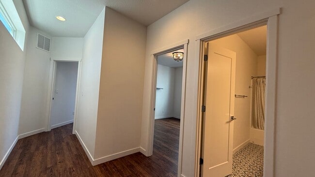 Building Photo - Video! Beautiful new large four bedroom ho...
