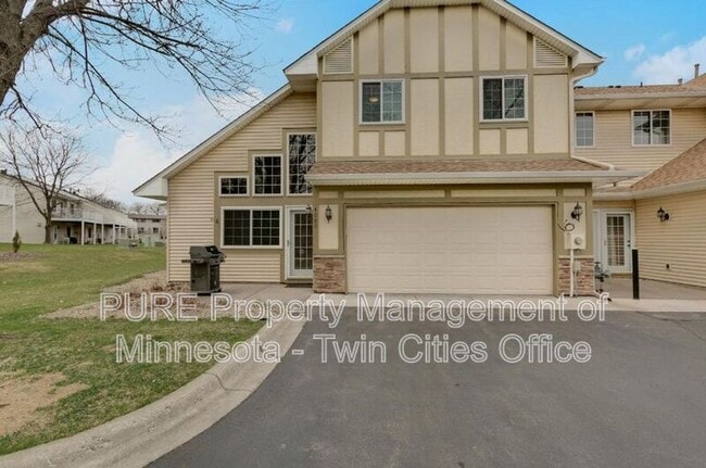 Building Photo - 4080 Meadowlark Curve