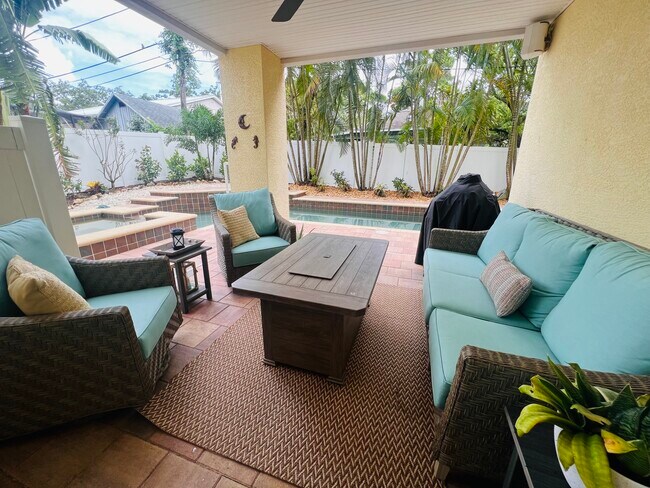 Building Photo - 536 Ontario Ave