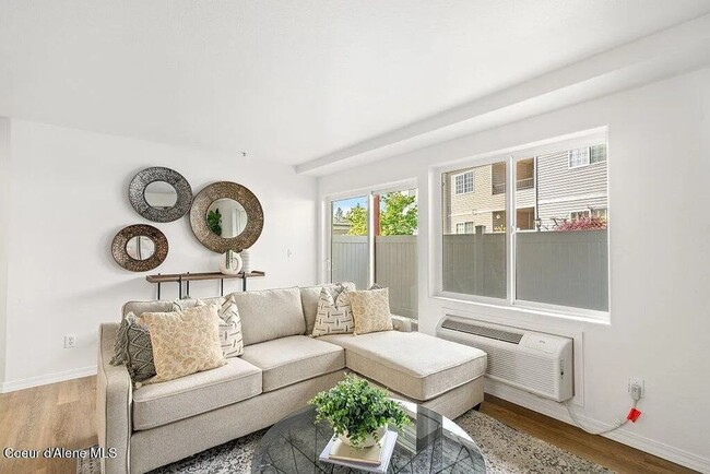 Building Photo - Beautiful 3 Bed / 2 Bath Lower-Level Condo – Promenade Condos, Post Falls