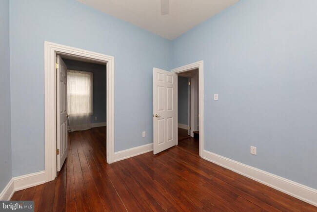 Building Photo - 2805 Poplar St