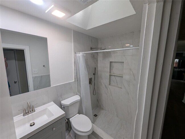Building Photo - 1714 NW 38th St
