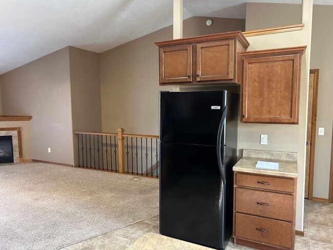Building Photo - Spacious West Side Gem with Modern Comforts and Endless Possibilities!