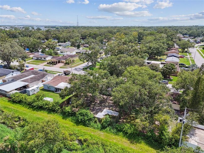 Building Photo - 3679 Sugarcreek Dr