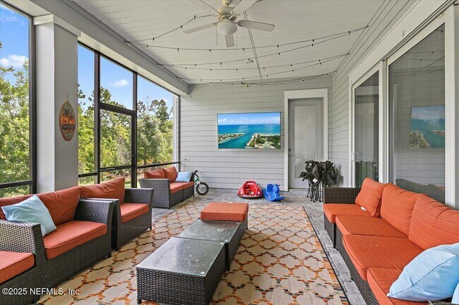 Building Photo - 553 Caribbean Pl