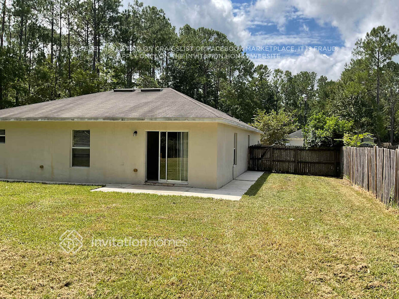 Building Photo - 1786 Hearth Street