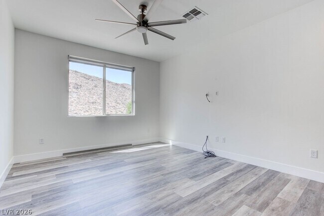 Building Photo - 12735 Coastline Shadow St